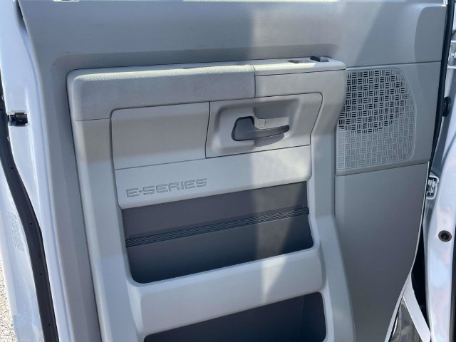 New 2027 Ford E-350 and Econoline 350 Super Duty w/ Power Equipment Group RWD image 10