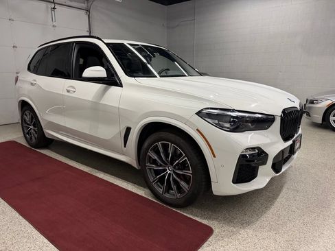 Used 2021 BMW X5 xDrive40i w/ M Sport Package AWD/4WD image 8