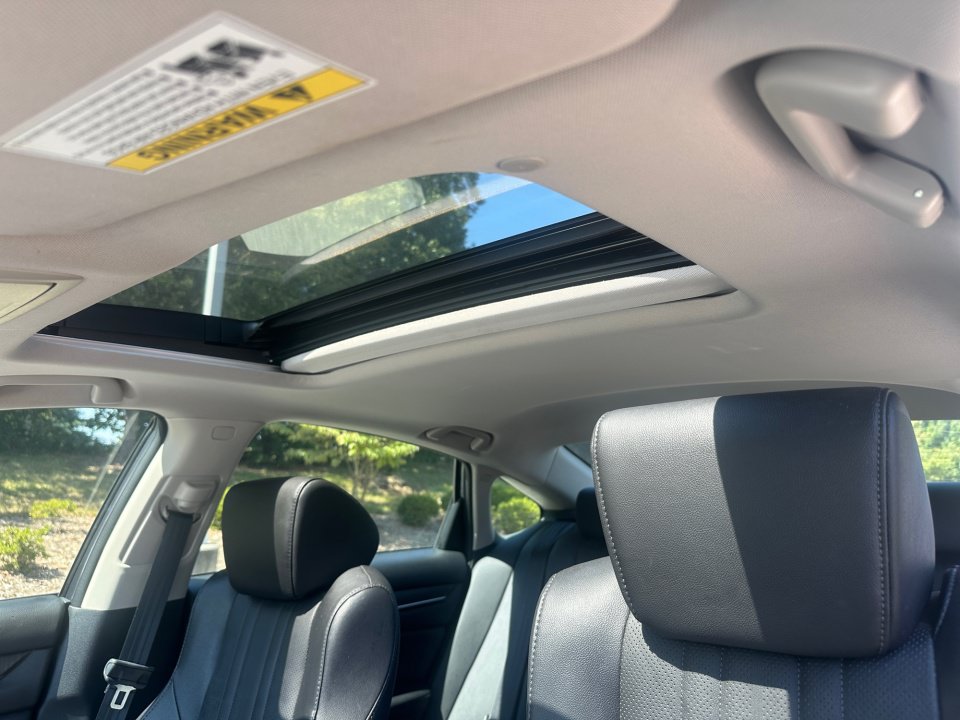 Used 2020 Honda Accord EX-L image 25