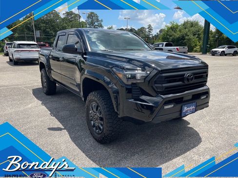 Used 2024 Toyota Tacoma SR5 AWD/4WD image 1