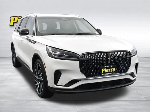 Used 2025 Lincoln Aviator Reserve w/ Equipment Group 201A image 6