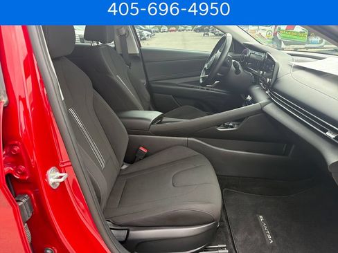 Certified 2021 Hyundai Elantra SEL w/ Convenience + Premium Package FWD image 34