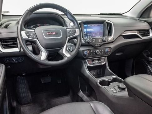 Used 2024 GMC Terrain SLT AWD/4WD image 7
