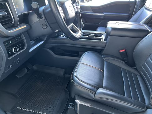Used 2023 Ford F350 Platinum AWD/4WD image 16