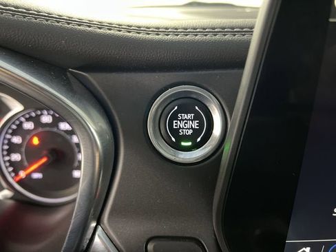 Certified 2024 Chevrolet Blazer LT w/ Convenience Package FWD image 16