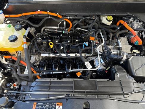 Used 2022 Ford Maverick XLT w/ XLT Luxury Package FWD image 42
