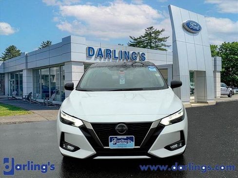 Used 2023 Nissan Sentra SR FWD image 2