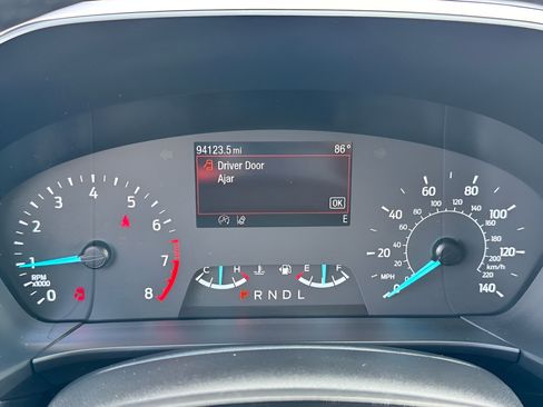 Used 2022 Ford Escape SEL FWD image 8