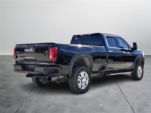 Used 2020 GMC Sierra 3500 Denali w/ Technology Package image 4