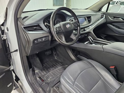 Used 2020 Buick Enclave Essence w/ Sound and Sites Package AWD/4WD image 29