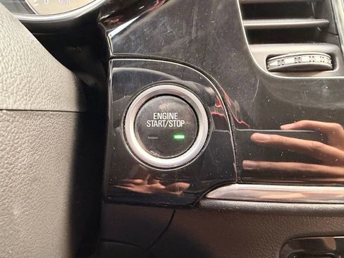 Used 2019 Buick Encore Preferred image 17