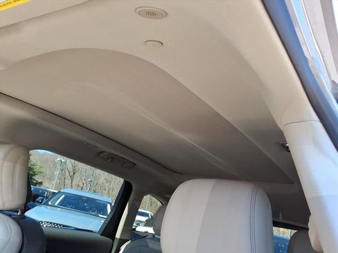 Certified 2025 Lincoln Nautilus Reserve w/ Jet Appearance Package image 15