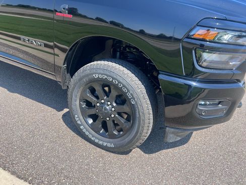New 2026 RAM 2500 Big Horn AWD/4WD image 3