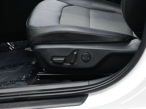 Used 2023 Kia Niro Wind w/ Wind Preserve Package image 11