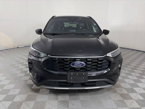 Used 2025 Ford Escape ST-Line Select AWD/4WD image 2