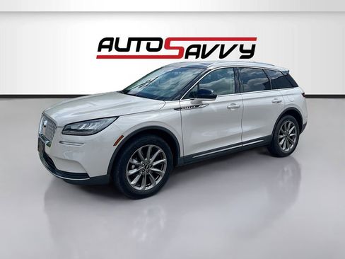 Used 2022 Lincoln Corsair AWD w/ Premium Package image 3
