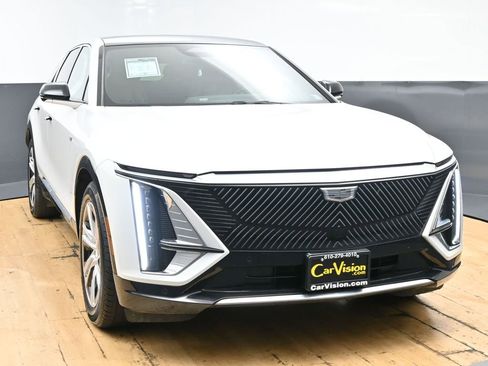 Used 2024 Cadillac Lyriq Tech RWD image 48