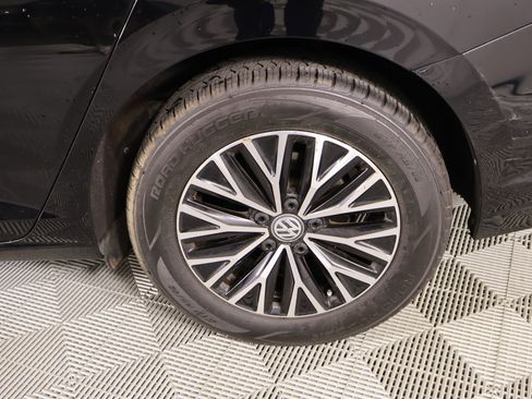 Used 2020 Volkswagen Jetta SE image 19