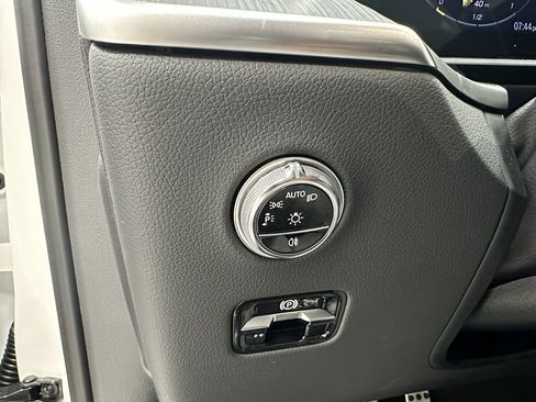 New 2026 Mercedes-Benz GLC 300 image 34