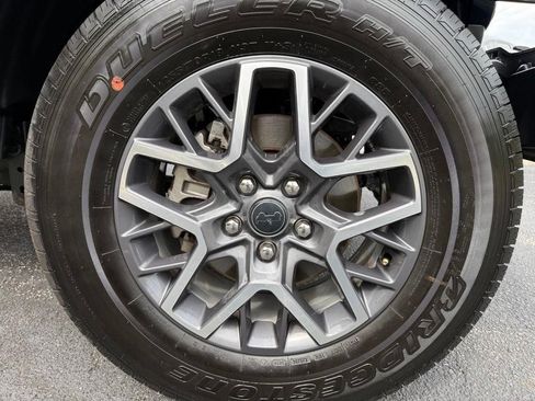 Used 2025 Jeep Wrangler Unlimited Sahara AWD/4WD image 34