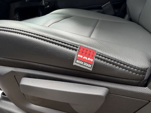 New 2024 RAM 2500 Tradesman RWD image 28