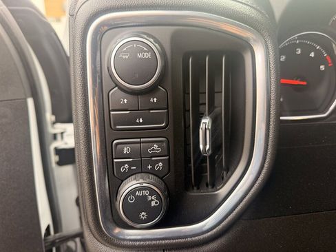 Used 2022 Chevrolet Silverado 2500 LT w/ Convenience Package AWD/4WD image 19