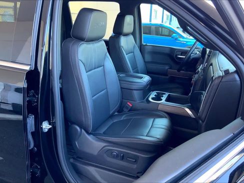 Used 2019 Chevrolet Silverado 1500 High Country w/ High Country Premium Package image 18