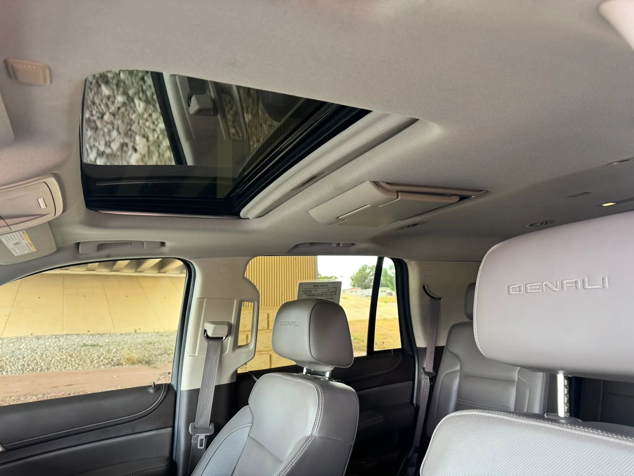 Used 2016 GMC Yukon Denali w/ Open Road Package AWD/4WD image 15