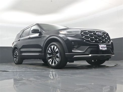 Used 2025 Ford Explorer Platinum w/ LUX Leather Package image 50