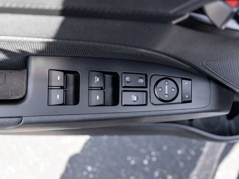 Used 2018 Hyundai Elantra Sport FWD image 17