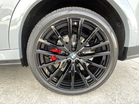 New 2026 BMW X6 xDrive40i w/ Executive Package image 7