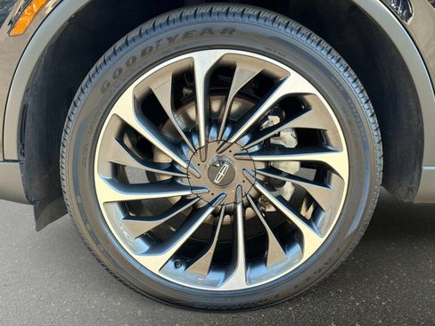 Used 2025 Lincoln Aviator Reserve w/ Equipment Group 201A image 22