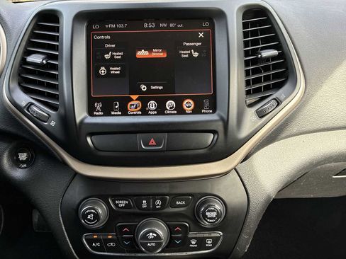 Used 2017 Jeep Cherokee High Altitude AWD/4WD image 16