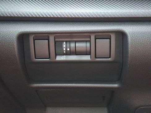 Certified 2024 Subaru Crosstrek 2.5i Limited AWD/4WD image 24