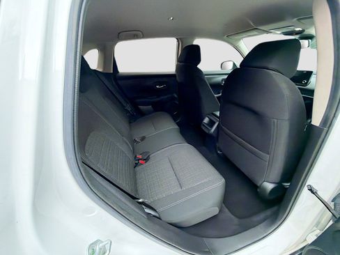 Used 2023 Honda HR-V LX image 27