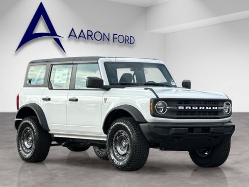 New 2025 Ford Bronco Base w/ Sasquatch Package image 7