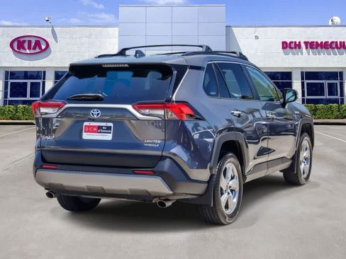 Used 2020 Toyota RAV4 Limited w/ Carpet Mat Package AWD/4WD image 4