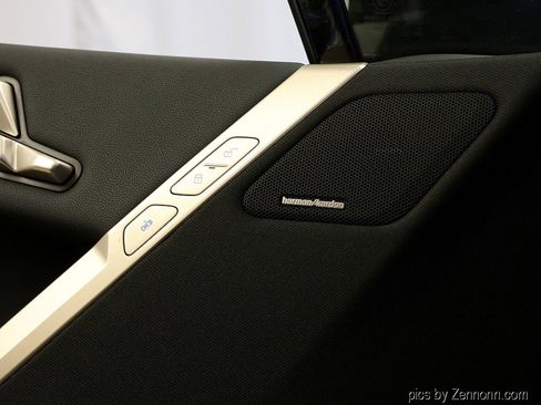 New 2026 BMW iX xDrive45 image 27