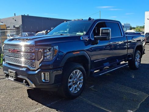 Used 2020 GMC Sierra 2500 Denali w/ Denali Ultimate Package AWD/4WD image 3
