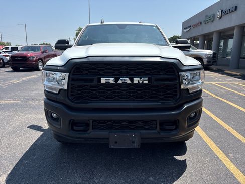 Used 2022 RAM 2500 Tradesman AWD/4WD image 2