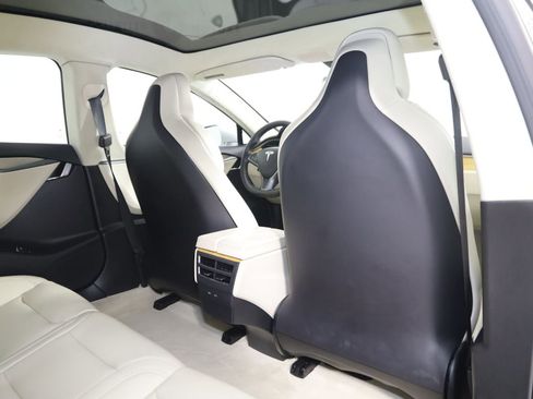 Used 2019 Tesla Model S 75D image 15