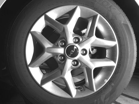 Used 2025 Kia Soul LX w/ LX Technology Package image 19