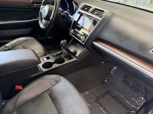 Used 2019 Subaru Outback 2.5i Limited w/ Popular Package #2 AWD/4WD image 16
