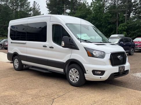 New 2025 Ford Transit 350 XLT image 8