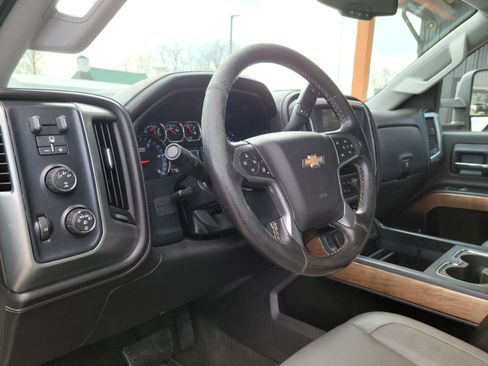 Used 2015 Chevrolet Silverado 2500 LTZ w/ Duramax Plus Package image 9