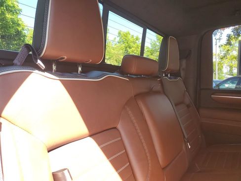 Certified 2025 GMC Sierra 2500 Denali Ultimate AWD/4WD image 25