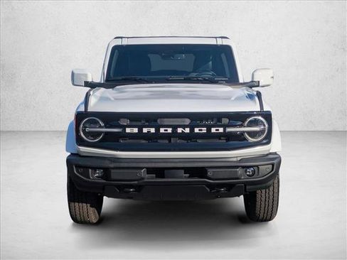 New 2025 Ford Bronco Outer Banks image 5