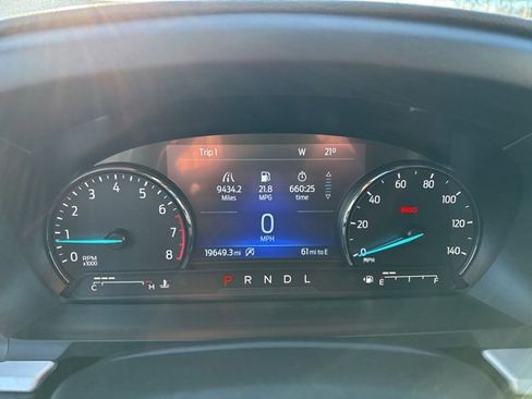 Used 2024 Ford Explorer XLT w/ Equipment Group 202A image 18