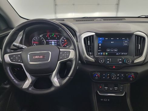 Used 2021 GMC Terrain SLT image 11
