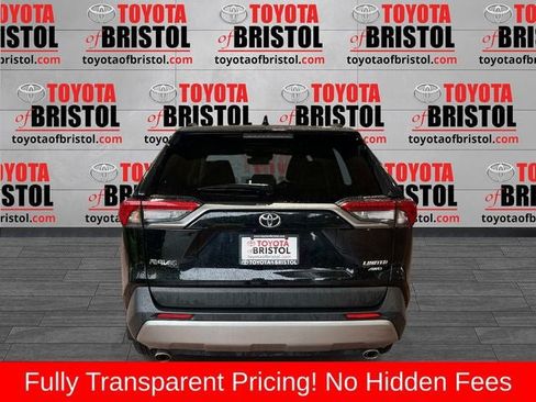 Used 2025 Toyota RAV4 Limited w/ Weather Package AWD/4WD image 4
